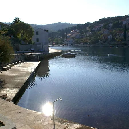 By The Sea Splitska, Brac - 2923 Apartament Postira